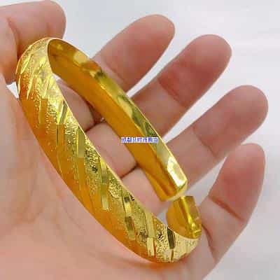 成都当铺可以典当黄金吗